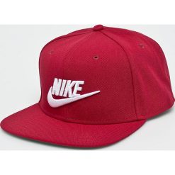 Nike Sportswear - Czapka. Czapki z daszkiem marki Nike Sportswear. W wyprzedaży za 59.90 zł.