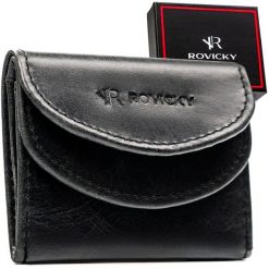 Mały, skórzany portfel męski w czarnym kolorze zamykany zatrzaskiem - Rovicky. Czarne portfele ROVICKY, bez wzorów, ze skóry. Za 34.99 zł.