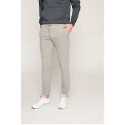 Jack & Jones - Spodnie Newlight. Spodnie treningowe długie marki Jack & Jones. W wyprzedaży za 59.90 zł.