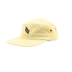 Dorosły Rowery Górskie Czapka z Daszkiem Casquette Title Five Panel. Żółte czapki z daszkiem TITLE, na lato, bez wzorów, z bawełny. Za 239.50 zł.