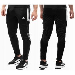 Adidas spodnie męskie dresowe sportowe treningowe cargo Tiro. Czarne spodnie materiałowe Adidas, m, bez wzorów, z dresówki. Za 229.99 zł.