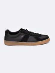Sneakersy męskie ze skóry naturalnej czarne RR174038 906. Czarne buty sportowe casual BIG STAR, bez wzorów, z gumy, bez zapięcia. W wyprzedaży za 139.99 zł.