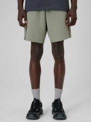 4F Szorty dresowe w kolorze khaki rozmiar: L. Brązowe krótkie spodenki sportowe 4F, l, bez wzorów, z dresówki. Za 83.42 zł.