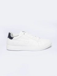 Sneakersy męskie ze skóry ekologicznej białe NN174282 101. Białe buty sportowe casual BIG STAR, bez wzorów, z gumy, bez zapięcia. Za 129.99 zł.