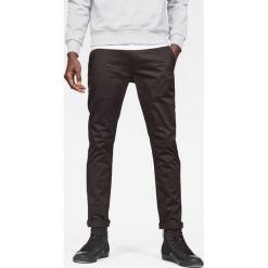 G-Star Raw - Spodnie Bronson. Spodnie materiałowe marki G-Star Raw. W wyprzedaży za 379.90 zł.