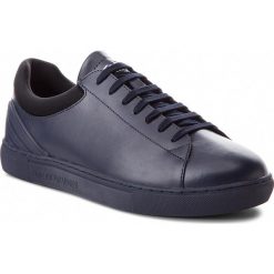 Sneakersy EMPORIO ARMANI - X4X224 XL459 D674 Night/Matt Black. Buty sportowe casual marki Emporio Armani. W wyprzedaży za 499.00 zł.