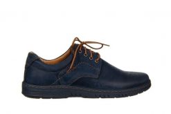 Półbuty Bayla-081 958 Juma Blue AX 081121, Granatowy, Skóra naturalna - 42. Niebieskie eleganckie półbuty Bayla, bez wzorów, z materiału, bez obcasa, bez zapięcia. W wyprzedaży za 247.49 zł.