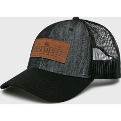 Quiksilver - Czapka. Czarne czapki z daszkiem Quiksilver, bez wzorów, z bawełny. W wyprzedaży za 99.90 zł.