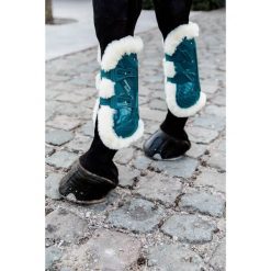 Wegańskie getry z owczej skóry na nogawkach Kentucky Bamboo Elastic. Zielone legginsy długie sportowe KENTUCKY HORSEWEAR, s, bez wzorów, ze skóry, do jazdy konnej. Za 786.00 zł.