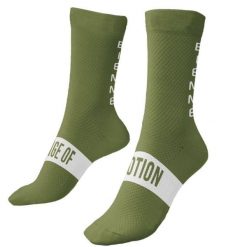 Letnie skarpetki rowerowe unisex Biemme. Białe skarpetki sportowe Biemme, bez wzorów. W wyprzedaży za 65.00 zł.