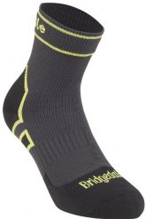 BRIDGEDALE Skarpety STORMSOCK LT BOOT-M ( 40-43 )-Grafitowy. Szare skarpetki sportowe Bridgedale, bez wzorów, z lycry. Za 141.65 zł.