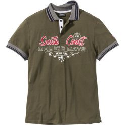 Shirt polo z efektownym zdobieniem bonprix ciemnooliwkowy. Koszulki polo bonprix. Za 24.99 zł.
