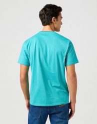 MESKA KOSZULKA WRANGLER SMALL LOGO TEE LATIGO BAY 112362813. T-shirty Wrangler, l, bez wzorów, bez kołnierzyka, bez ramiączek. Za 79.99 zł.
