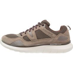 Skechers Sport QUANTUMFLEX Tenisówki i Trampki brown. Trampki marki Skechers Sport. W wyprzedaży za 251.10 zł.