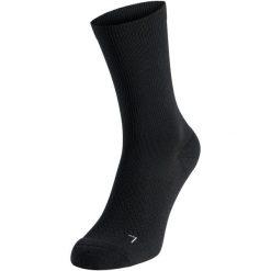 Skarpetki klasyczne Odlo ESSENTIAL Socks crew. Czarne skarpety ODLO, bez wzorów. Za 59.99 zł.