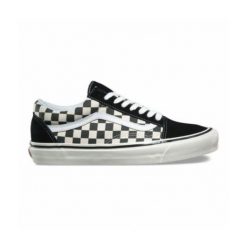Buty do chodzenia unisex Vans Old Skool Primary. Białe buty sportowe casual Vans, bez wzorów, z materiału, bez zapięcia, vans old skool. Za 487.00 zł.