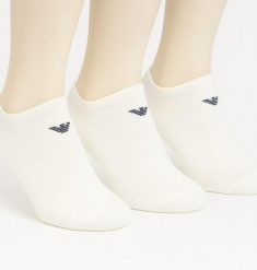 Skarpety stopki Emporio Armani Calza 3-Pack. Białe skarpety Emporio Armani Connected, bez wzorów, z bawełny. Za 79.00 zł.