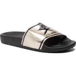 Klapki PLEIN SPORT - Black Soul MSG0018 Gold. Klapki marki Plein Sport. W wyprzedaży za 249.00 zł.