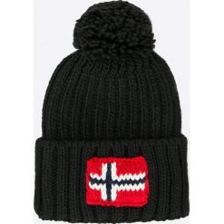Napapijri - Czapka. Czarne czapki zimowe marki Napapijri, z dzianiny. Za 179.90 zł.