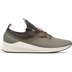New Balance MLAZRHM. Buty do biegania marki New Balance. W wyprzedaży za 199.99 zł.