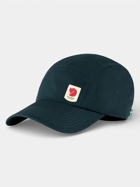 Czapka z daszkiem Fjallraven High Coast Lite Cap. Niebieskie czapki z daszkiem Fjällräven, bez wzorów, z bawełny. Za 192.49 zł.