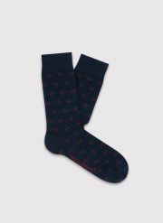 Granatowe skarpetki męskie w czerwone wzorki P000B-SX-525-G-0. Czerwone skarpety Pako Lorente, bez wzorów, z bawełny. Za 39.99 zł.