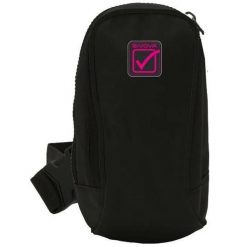 Saszetka na ramię Givova Czarno-fuksja. Czarne torby na ramię Givova, bez wzorów, z materiału, na ramię, bez dodatków. Za 164.99 zł.