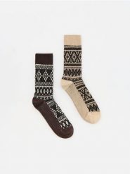 Wzorzyste skarpety 2 pack - brązowy. Brązowe skarpety Reserved, bez wzorów. Za 39.99 zł.
