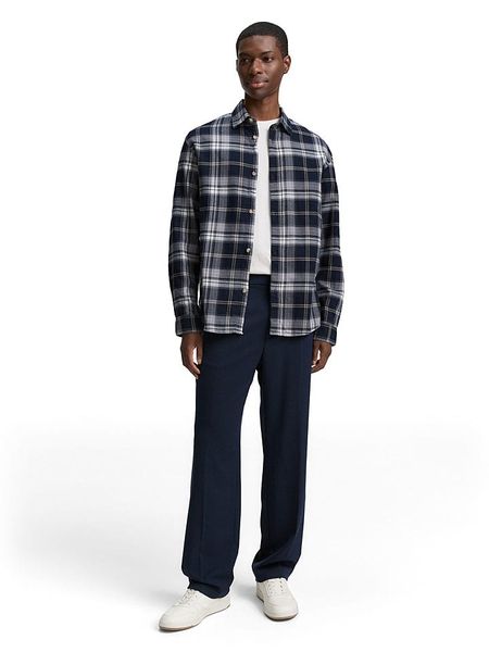 Tom Tailor Koszula - Relaxed fit - w kolorze granatowym rozmiar: XL. Niebieskie koszule Tom Tailor, xl, bez wzorów, z bawełny, bez kołnierzyka, bez ramiączek. Za 96.37 zł.