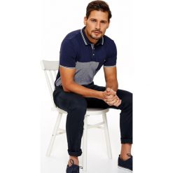 T-SHIRT POLO MĘSKI, W PASKI. Koszulki polo marki TOP SECRET. W wyprzedaży za 49.99 zł.