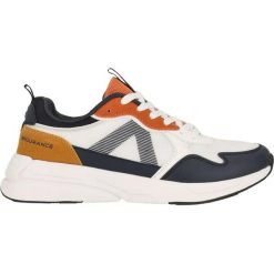 Sneakersy Endurance Abantes. Białe buty sportowe casual Endurance, bez wzorów, bez zapięcia. Za 265.50 zł.