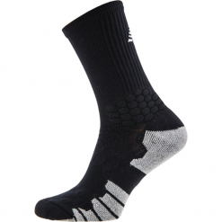 Skarpety piłkarskie - MA732012BK. Skarpety marki New Balance. W wyprzedaży za 39.99 zł.