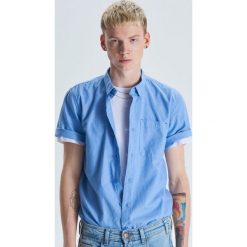 Koszula z krótkim rękawem basic - Niebieski. Koszule marki Cropp. Za 59.99 zł.