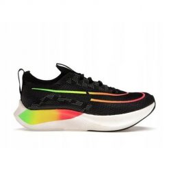 Buty do biegania męskie Nike Zoom Fly 4. Czarne buty do biegania Nike, bez wzorów, z gumy, bez zapięcia, do biegania, nike zoom. Za 673.00 zł.