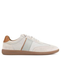 Półbuty MEXX. Białe eleganckie półbuty Mexx, bez wzorów, bez obcasa, bez zapięcia. Za 329.99 zł.