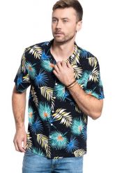 KOSZULA MĘSKA LEE SS RESORT SHIRT SUMMER MINT L67DWNOA. Zielone koszule Lee, l, bez wzorów, bez kołnierzyka, bez ramiączek. Za 129.99 zł.