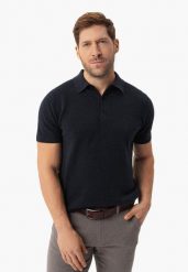 Dzianinowy t-shirt polo O-LIZAR. Koszulki polo sportowe Volcano, m, bez wzorów, z bawełny, bez kołnierzyka, bez ramiączek. Za 139.99 zł.