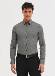 PAKO LORENTE - Czarna koszula męska w mikrowzór. Czarne koszule Pako Lorente, m, bez wzorów, z bawełny, bez kołnierzyka, bez ramiączek. Za 199.99 zł.