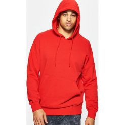 Bluza z kapturem basic - Czerwony. Bluzy marki Cropp. W wyprzedaży za 49.99 zł.