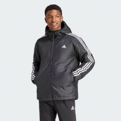 Kurtka Essentials 3-Stripes Insulated Hooded. Czarne kurtki przeciwdeszczowe Adidas, m, bez wzorów, bez kaptura. Za 429.00 zł.