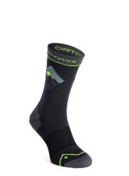 Skarpety merino Ortovox Alpine Light Comp Mid Socks. Czarne skarpety ORTOVOX, bez wzorów, z materiału. Za 119.99 zł.