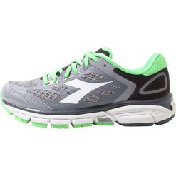 Diadora MYTHOS SHINDANO 5 Obuwie do biegania treningowe gray/green. Buty do biegania marki Diadora. Za 449.00 zł.