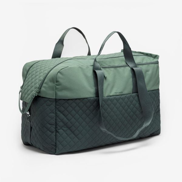 Torba do transportu sprzętu jeździeckiego Duffle 65 l zielona. Zielone torby na ramię FOUGANZA, bez wzorów, przez ramię, duże, bez dodatków. Za 249.99 zł.