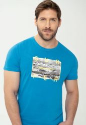 Sportowa koszulka męska T-SURFIS. Białe t-shirty Volcano, m, bez wzorów, z bawełny, bez kołnierzyka, bez ramiączek. Za 59.99 zł.