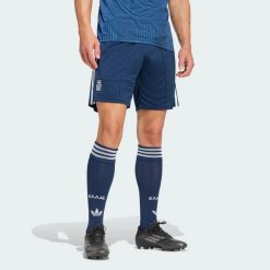 Spodenki wyjazdowe Grecja 26. Niebieskie krótkie spodenki sportowe Adidas, l, bez wzorów, z materiału. Za 199.00 zł.