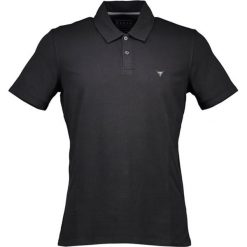 Koszulka polo w kolorze czarnym. Koszulki polo marki Guess, z aplikacjami, polo, z krótkim rękawem. W wyprzedaży za 219.95 zł.