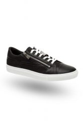 Czarne skórzane sneakersy męskie. Czarne buty sportowe casual Versace Collection, bez wzorów, bez zapięcia. W wyprzedaży za 309.80 zł.