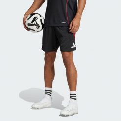 Szorty Ajax Amsterdam Tiro 25 Competition Training. Białe szorty Adidas, l, bez wzorów, sportowe. Za 199.00 zł.