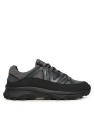 Guess Sneakersy FMFNOS SUE12 Szary. Szare buty sportowe casual Guess, z aplikacjami, ze skóry, bez zapięcia. Za 419.99 zł.