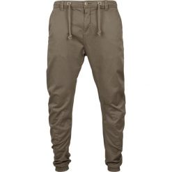 Spodnie Urban Classic stretch. Zielone szorty Urban Classics, m, bez wzorów. Za 243.50 zł.